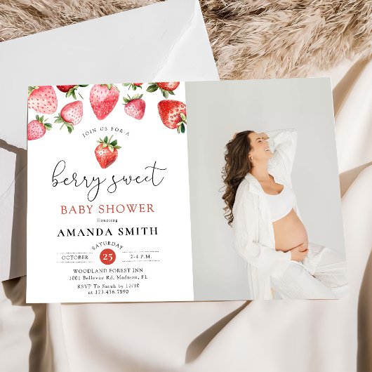 Berry Sweet Summer Strawberry Baby Photo 招待状