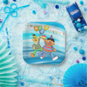 BertとErnie誕生日バルーン ペーパープレート (パーティー)