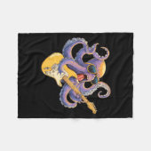 Bespectacled Octopus with Electric Guitar for a フリースブランケット (正面(横))