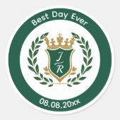 Best Day Ever Wedding Monogram Green Gold Crest ラウンドシール (正面)