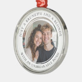 Best Friends Photo Brunette Blonde メタルオーナメント (左)