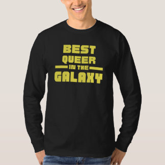 Best Queer In The Galaxy Tシャツ
