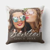 "Besties Since" カスタムPhoto Chic クッション (裏面)