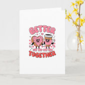 Better Together Coffee Donut Retro Groovy Style  カード (黄色い花)