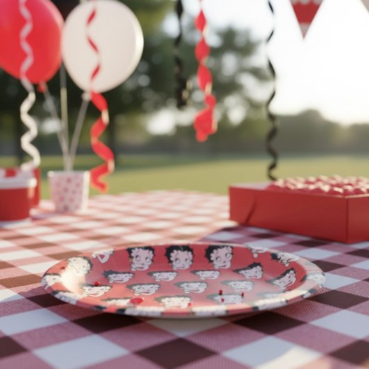 Betty Paper Plates ペーパープレート