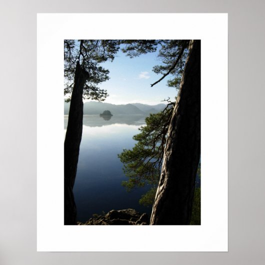 Between the Pines - Derwentwaterポスター ポスター (正面)