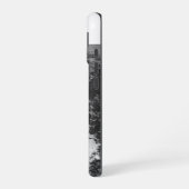 Between Two Worlds-01 iPhone 16ケース (左側面)