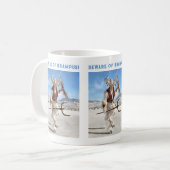 Beware of Krampus! コーヒーマグカップ (正面左)