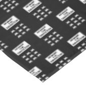 Beware of the invasion, geek design テーブルクロス (アングル)