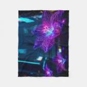 Beyond Neon Veins フリースブランケット (正面)