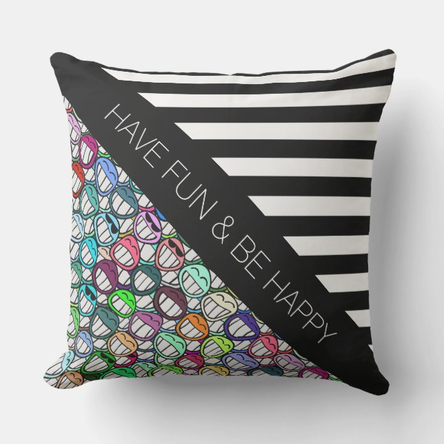 BGストライプのパターン幅の黒+グルカッコいいープ アウトドアクッション (正面)