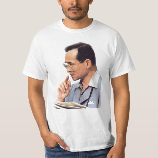 Bhumibol Adulyadej - ภูมิพลอดุลยเดชタイ王 Tシャツ (正面)
