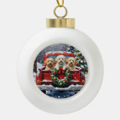 Bichon Frise Christmas Red Truck Holiday セラミックボールオーナメント (正面)