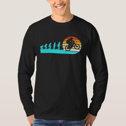 bicycles cyclists bicyclists evolution of man moun tシャツ (正面)