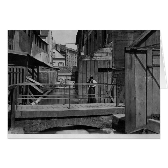 Bievreの銀行 (正面横)