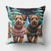 Biewer Terrier Dogs Christmas Snow Holiday クッション (正面)