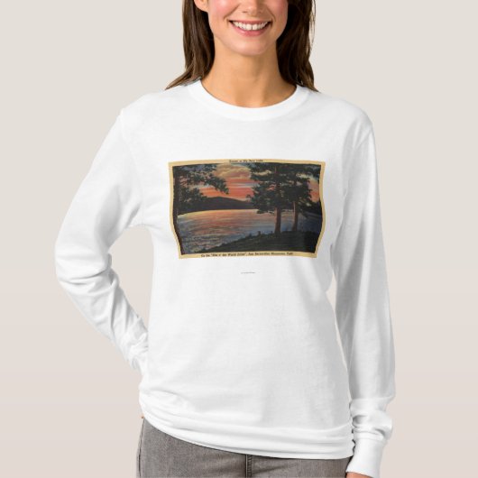 big Bear湖の日没 Tシャツ (正面)