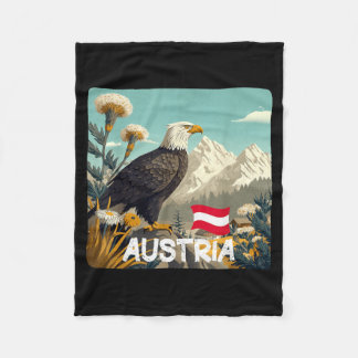 Big Bird of Prey with Awesome Austria Colors フリースブランケット