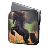 Big Black Stallion on an Electronics Bag ラップトップスリーブ (正面左)