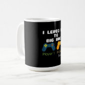 Big Bro Brother Presentまでレベルのゲームのギフト コーヒーマグカップ (正面左)