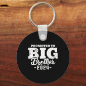 Big Brother 2024 For Toddler Youth Pregnancy Annou キーホルダー (正面)