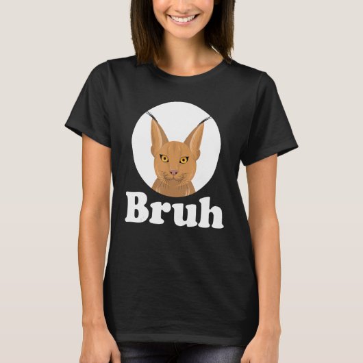 Big Floppa Caracal Cat Meme Bruh Tシャツ (正面)