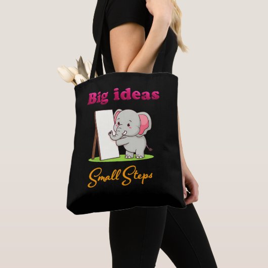 "Big Ideas, Small Steps" elephant animal dreams  トートバッグ (クローズアップ)