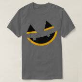 Big Orange Smiling Jack O Lantern Funny Halloween Tシャツ (デザイン正面)