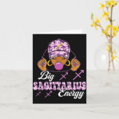 Big Sagittarius Energy Afro Girl With Purple Camou カード (黄色い花)