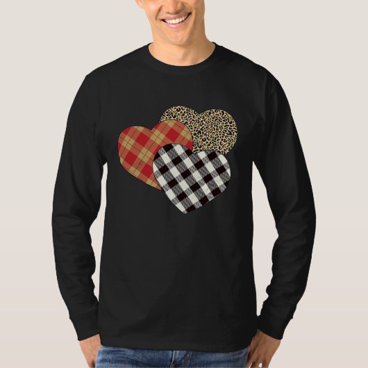 Big Three Hearts Leopard Buffalo Plaid  Valentine' Tシャツ (正面)