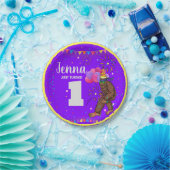 Bigfootかわいい子供の誕生日カードパーソナライズ年齢 ペーパープレート (パーティー)