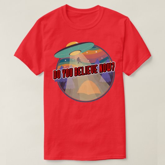 BigfootとUFOは今信じ今お前ヴィンテージレトロ Tシャツ (デザイン正面)