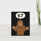 Bigfoot 67 Meme Six Seven Funny Sasquatch  カード (正面)