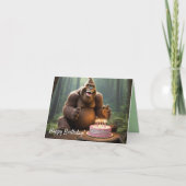 Bigfoot Birthday Surprise – Cute Sasquatch Card カード (正面)