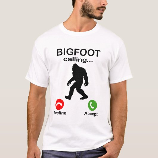 Bigfoot Calling DecliveまたはAccept Halloween Tシャツ (正面)