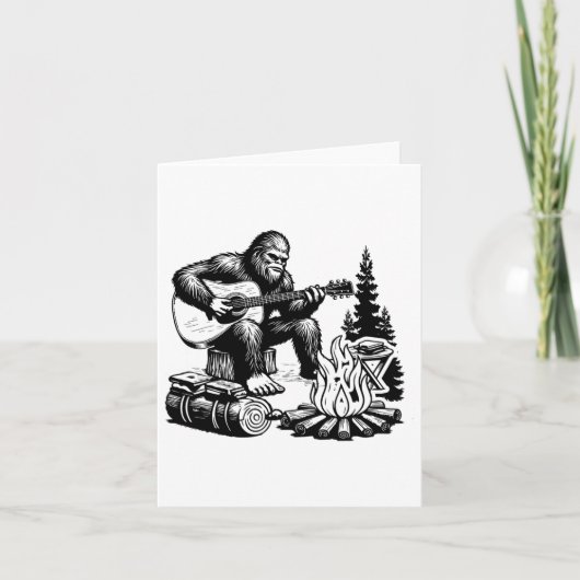 Bigfoot Camping Smore Rock Bigfoot Playing Guitar  カード (正面)