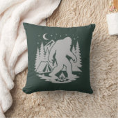 Bigfoot Camping Throw Pillow クッション (ブランケット)