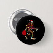 Bigfoot Carrying Christmas Tree Sasquatch Pajama  缶バッジ (正面&裏面)