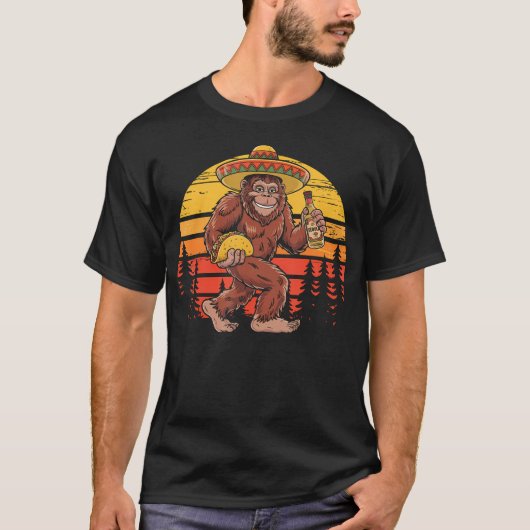 Bigfoot Carrying Taco Funny Cinco De Mayo Boys Tシャツ (正面)