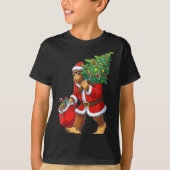 Bigfoot Christmas Tree Lights Boys Men Sasquatch L Tシャツ (正面)