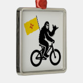 Bigfoot Cycling New Mexico Flag メタルオーナメント (右)