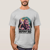 Bigfoot: Dadsquatch Tシャツ (正面)