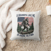 Bigfoot Grandpa Vintage American Flag Shirt Design クッション (ブランケット)