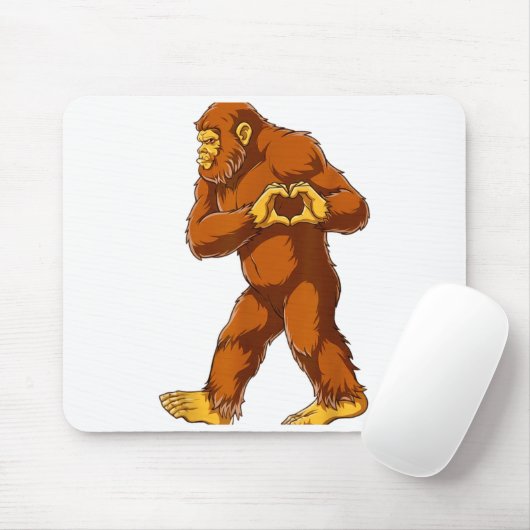 Bigfoot Heart Hands Funny Sasquatch Lover Valentin マウスパッド (マウス)