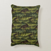 Bigfoot Hiding In A Pine Tree Forest アクセントクッション (裏面(縦))