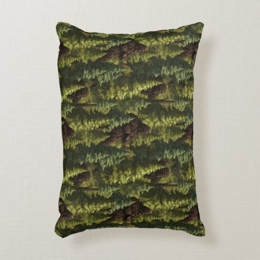 Bigfoot Hiding In A Pine Tree Forest アクセントクッション (正面(垂直))