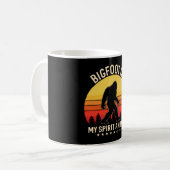 Bigfoot my Spirit Animal | Bigfoot Retro コーヒーマグカップ (正面左)