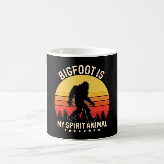 Bigfoot my Spirit Animal | Bigfoot Retro コーヒーマグカップ (中央)