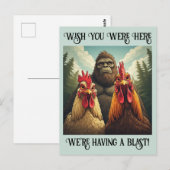 “Bigfoot Photo Op” Cheesy Chicken ポストカード (正面/裏面)