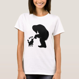 Bigfoot Playful Long Haired Cat Boop  Tシャツ